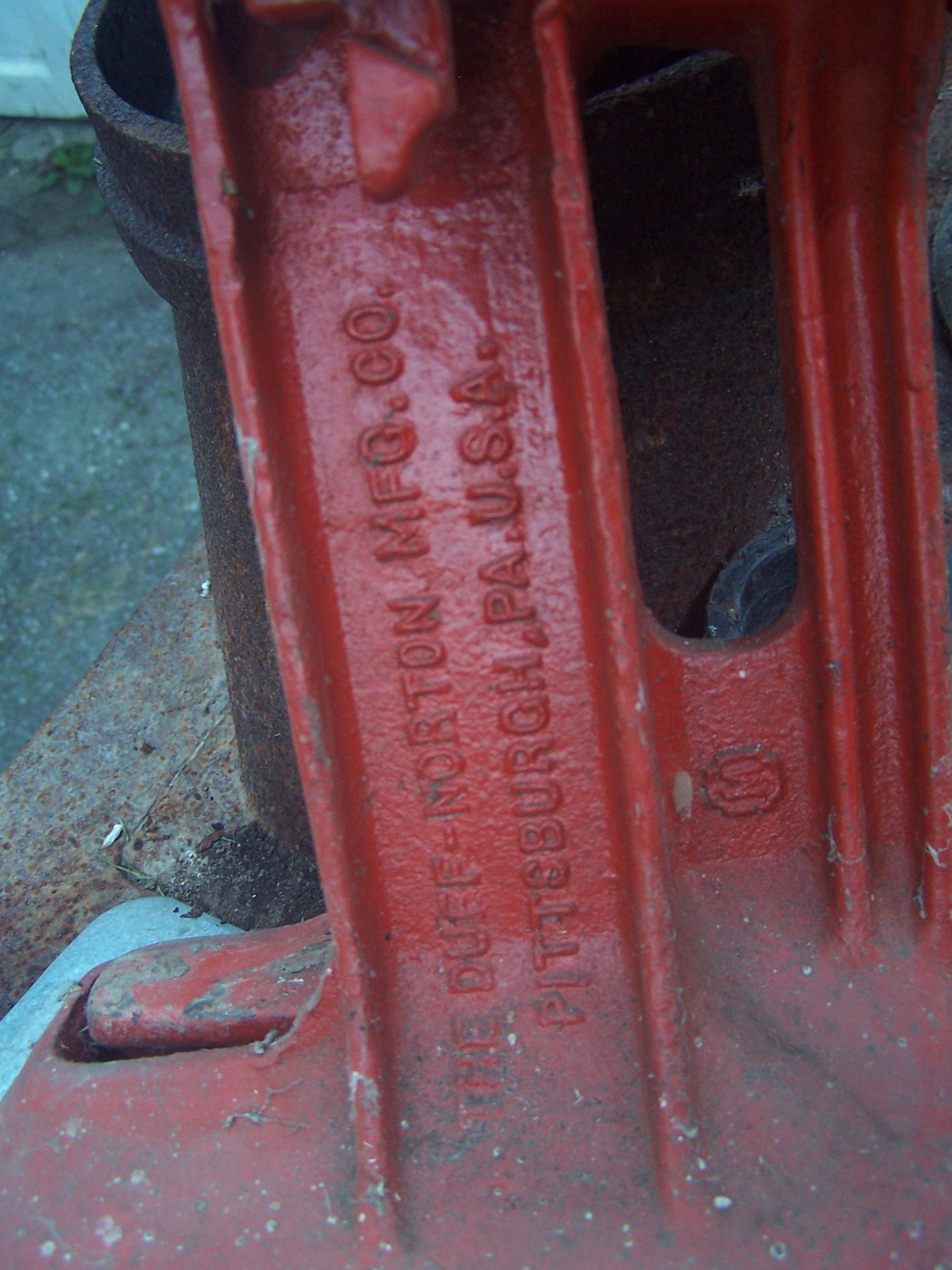 000_9885.jpg