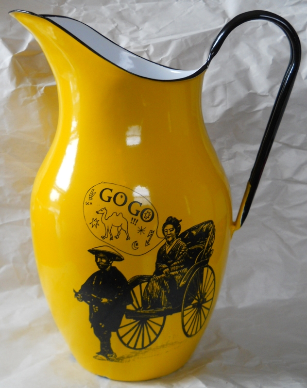 002-ENAMELWARE-PITCHER-YELLOW-BLACK-ORIENTAL-CARTOON-632W-800H.jpg