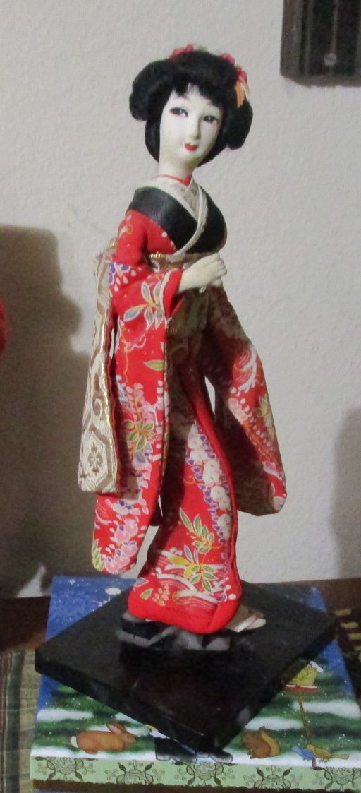 Asian Figurine | Antiques Board