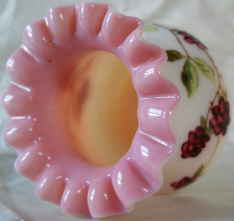 014-PINK-CASED-GLASS-RUFFLED-RIM-MINI-VASE-800W-757H.jpg