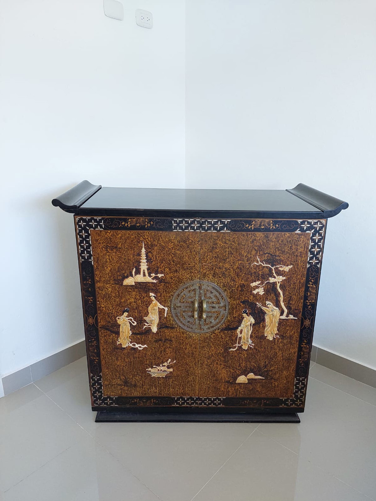 Majestic CO. Manufacturers & Exporters Art Carved Chest & Furniture