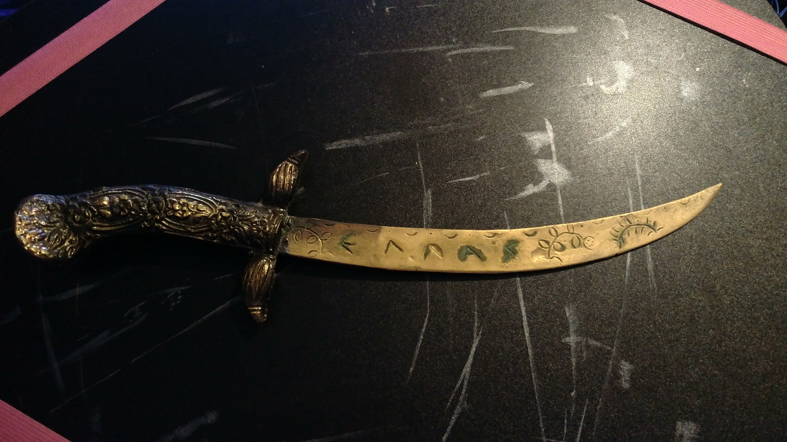 Decorative Knife Identification? | Antiques Board