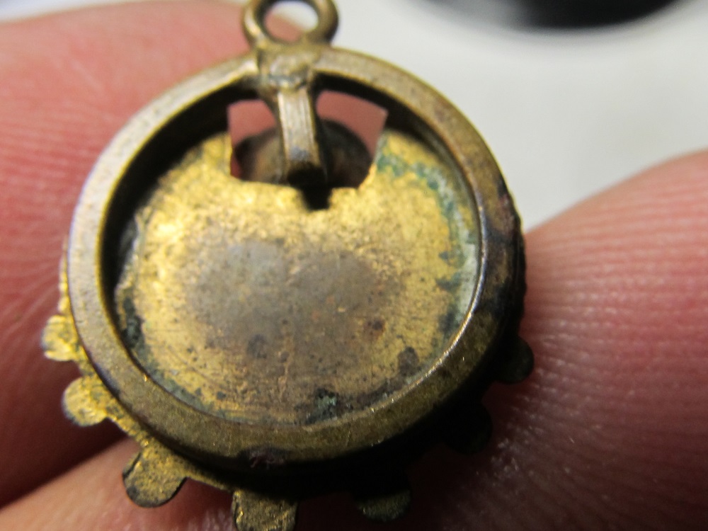 Old gold jewelry Antiques Board