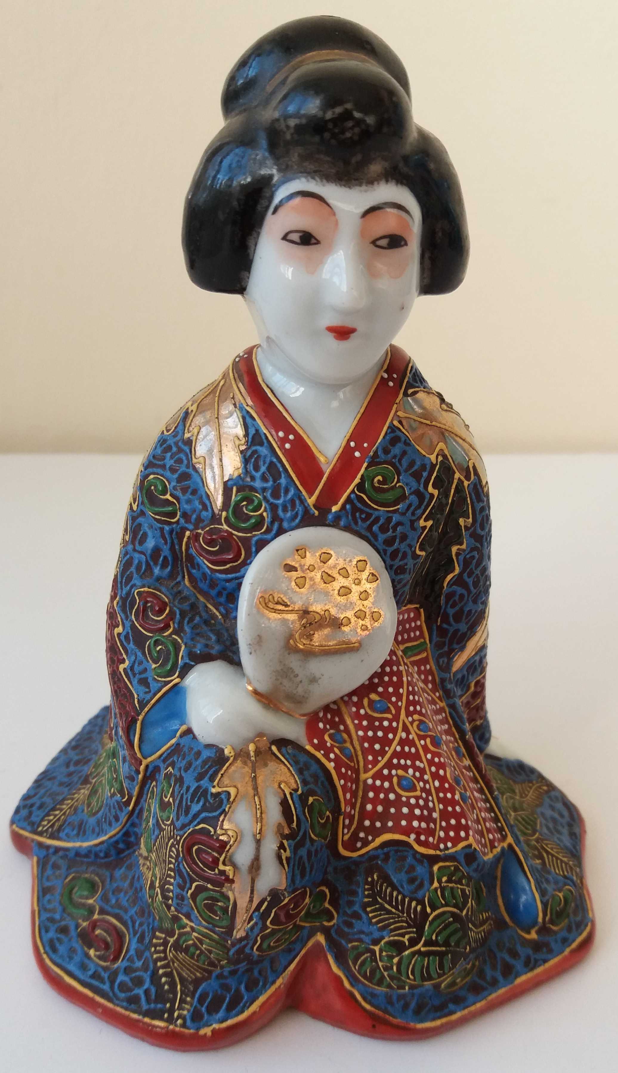 1 japanese lady_WEB_WEB.jpg