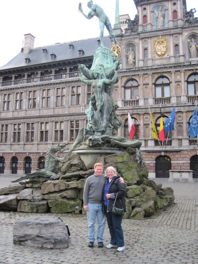 10 Nov Jon & Bev in front of statue of Brabo.JPG