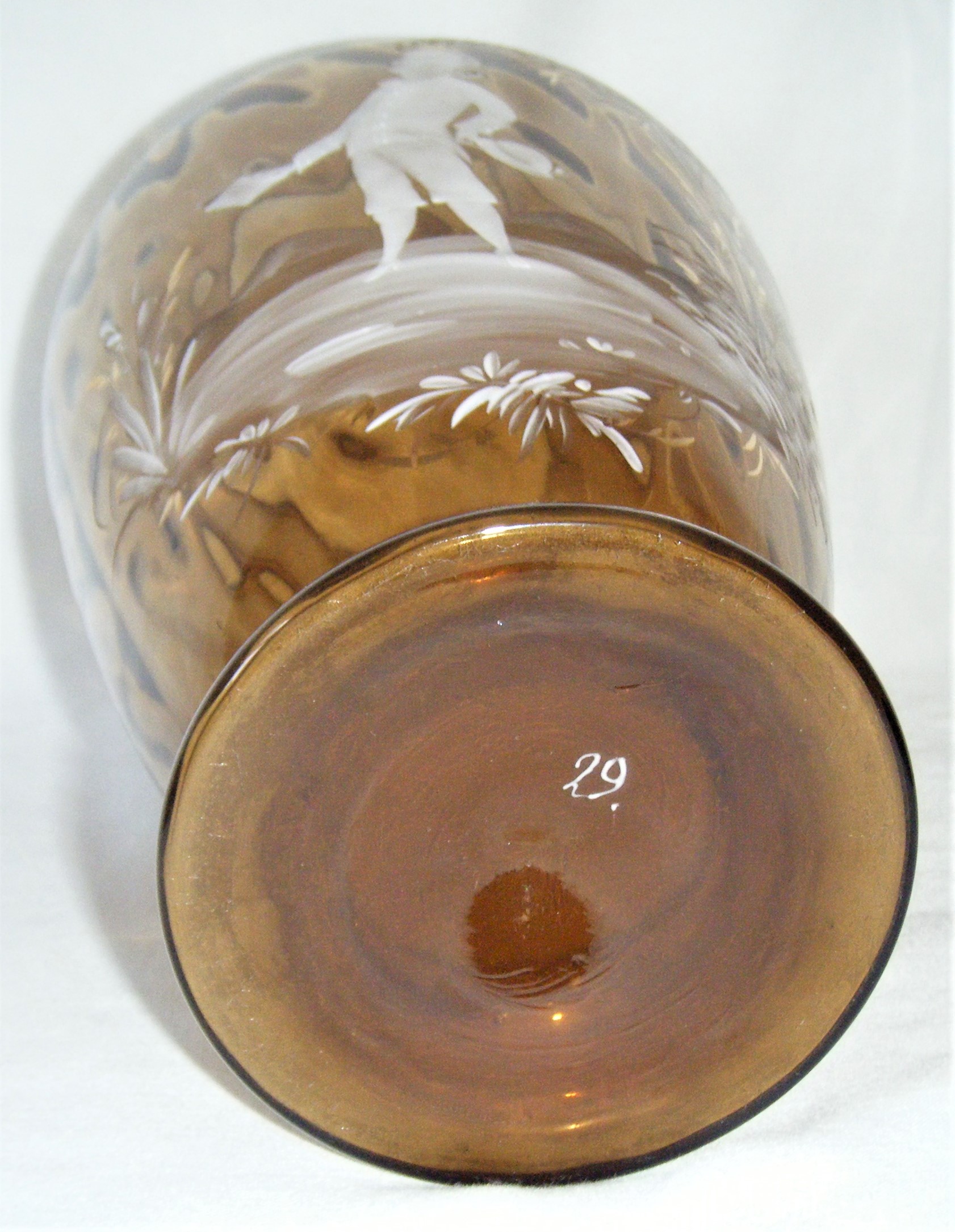 13e - Boy vase bottom detail.jpg