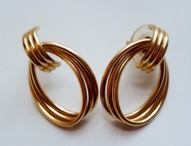 14k Golden Loop Earrings (640x488).jpg