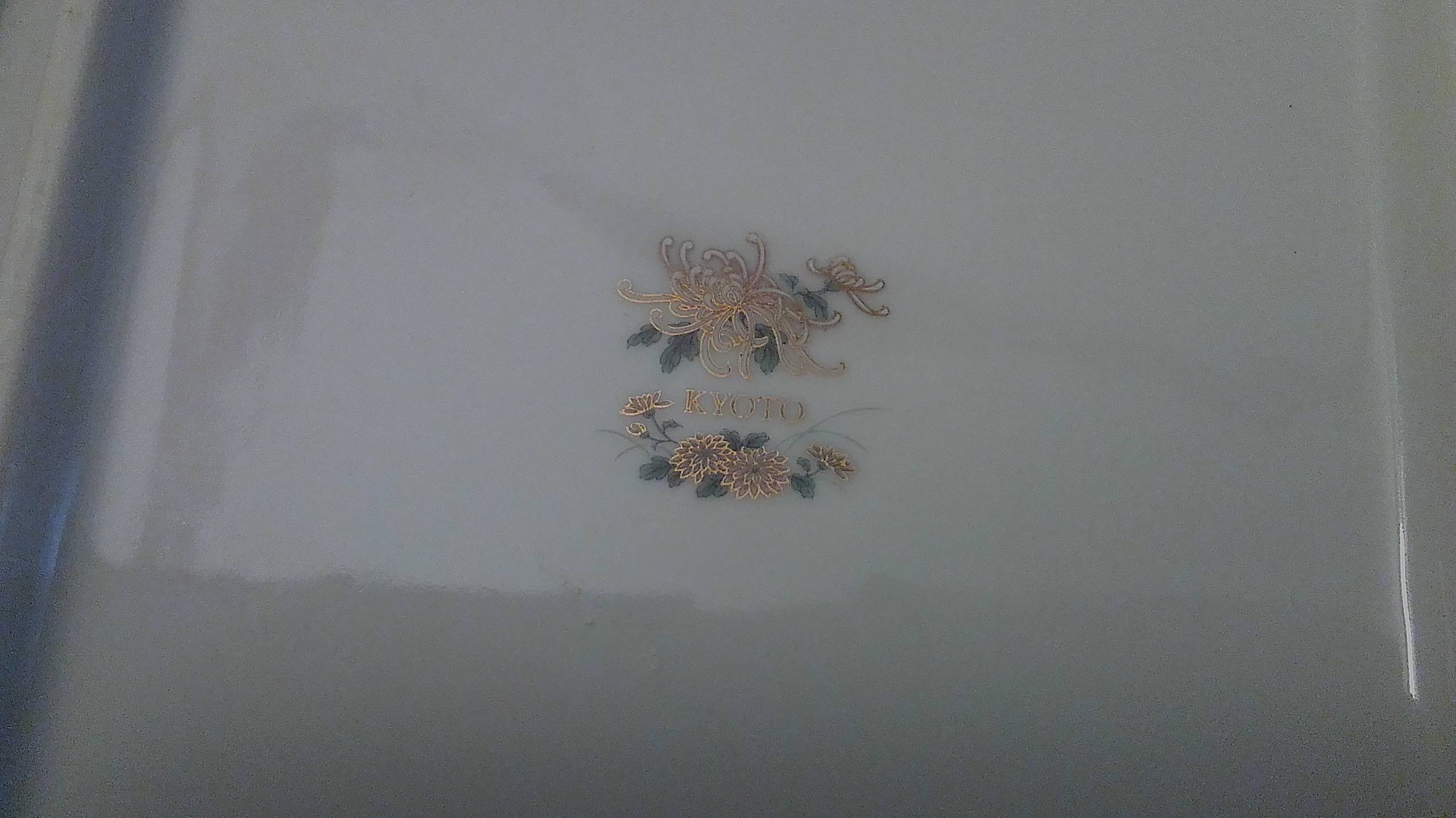 1504391855456-1904195252.jpg
