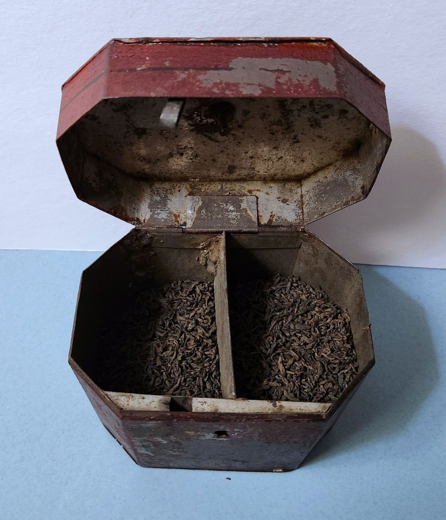 1850 Tea caddy 2 - small.jpg