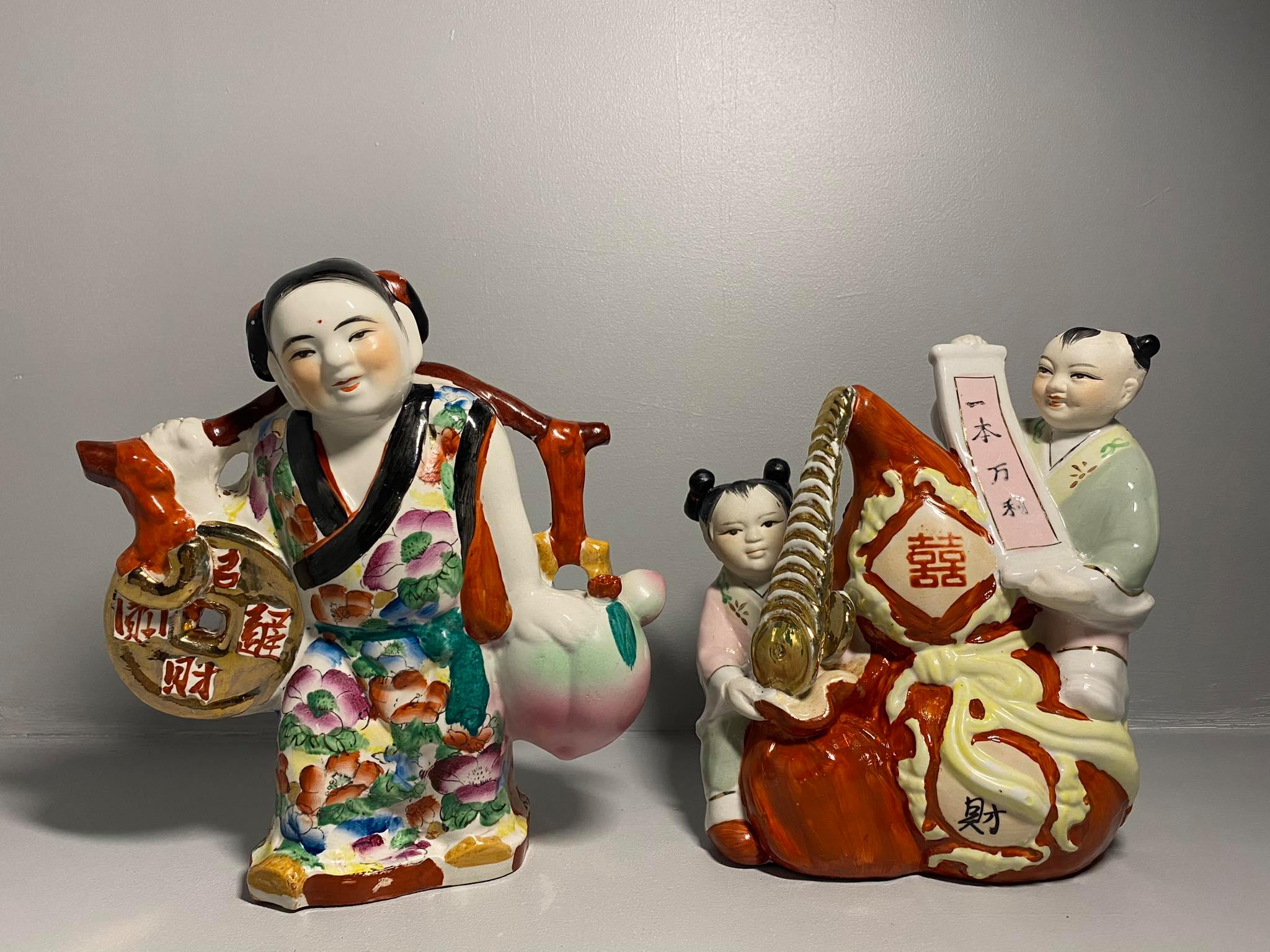 Chinese figurines Antiques Board
