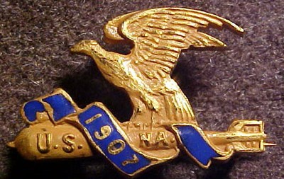 1907-usna-eagle-torpedo-officer-pin_1_a4a266ce893fc339c9d51b62b563c127.jpg