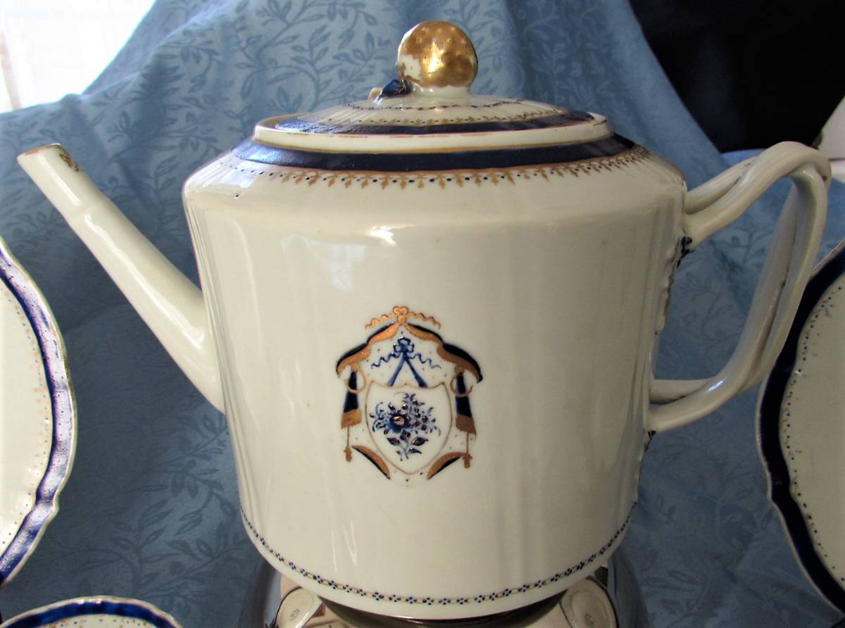 2 - Teapot detail-scfopt.jpg