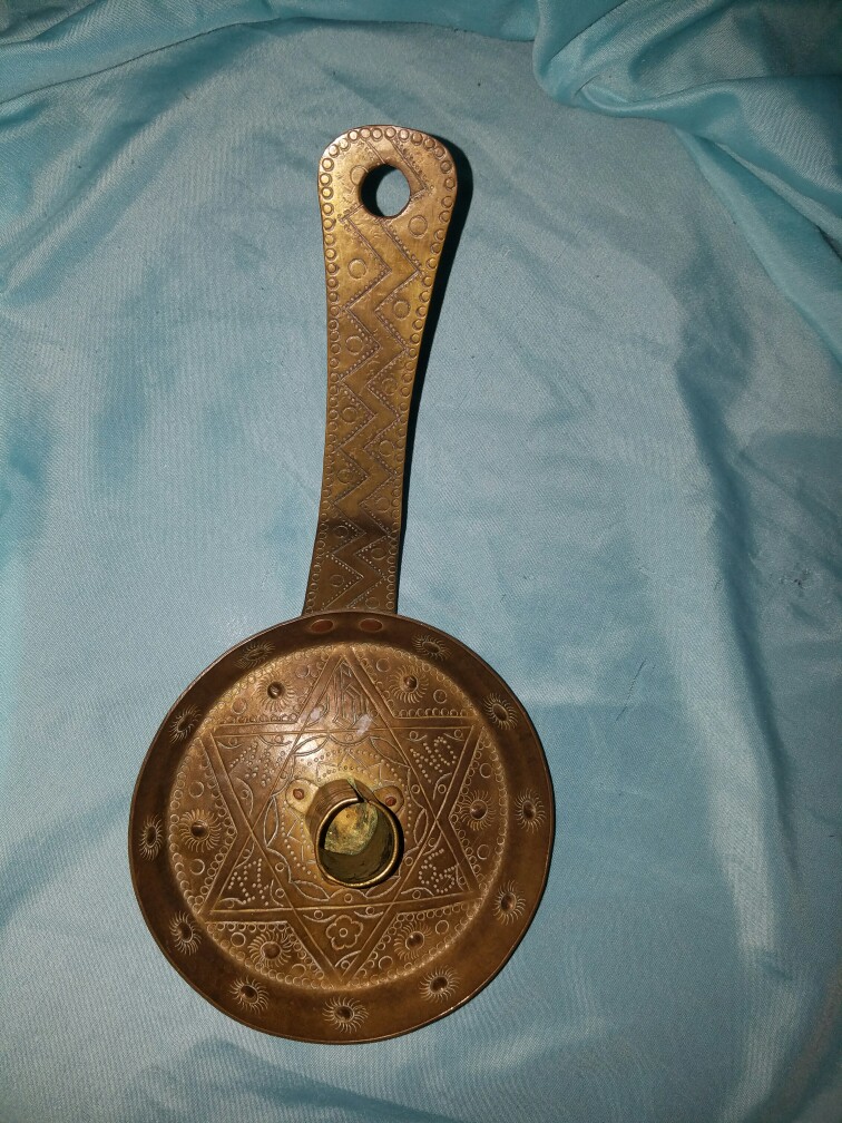 Identifying Brass Chamberstick Antiques Board
