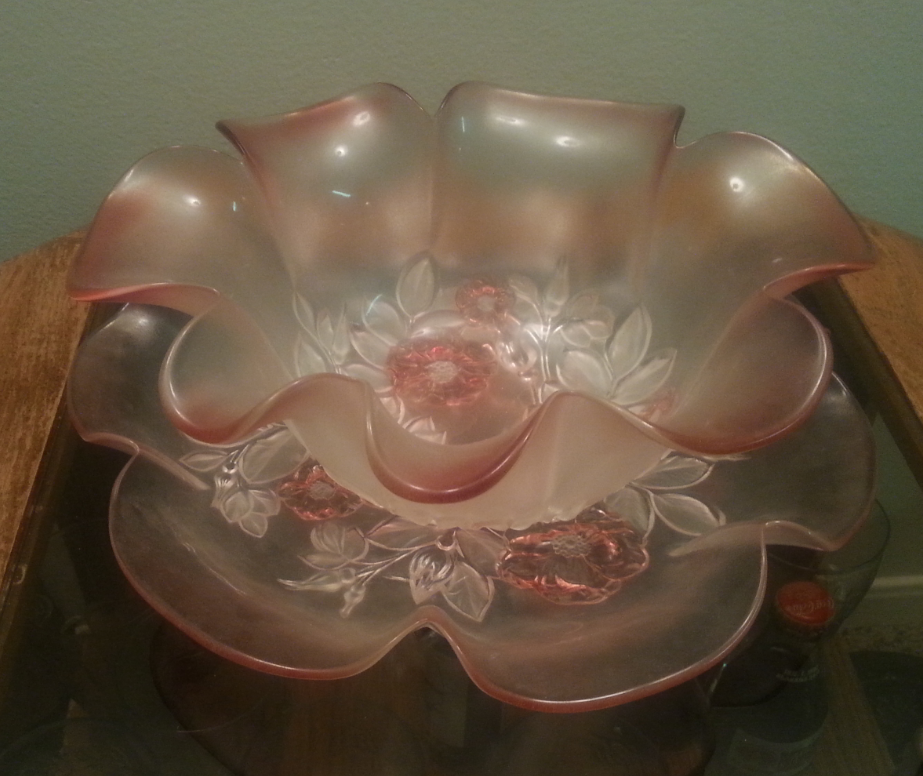 Can someone tell me if this is Fenton? Antiques Board