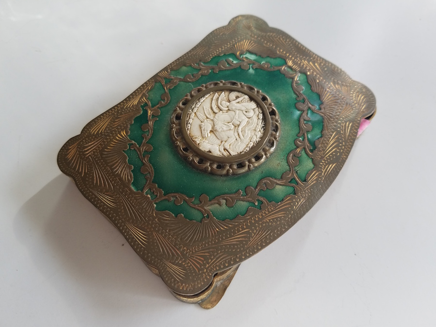 2018-12-01 13.12.35.jpg