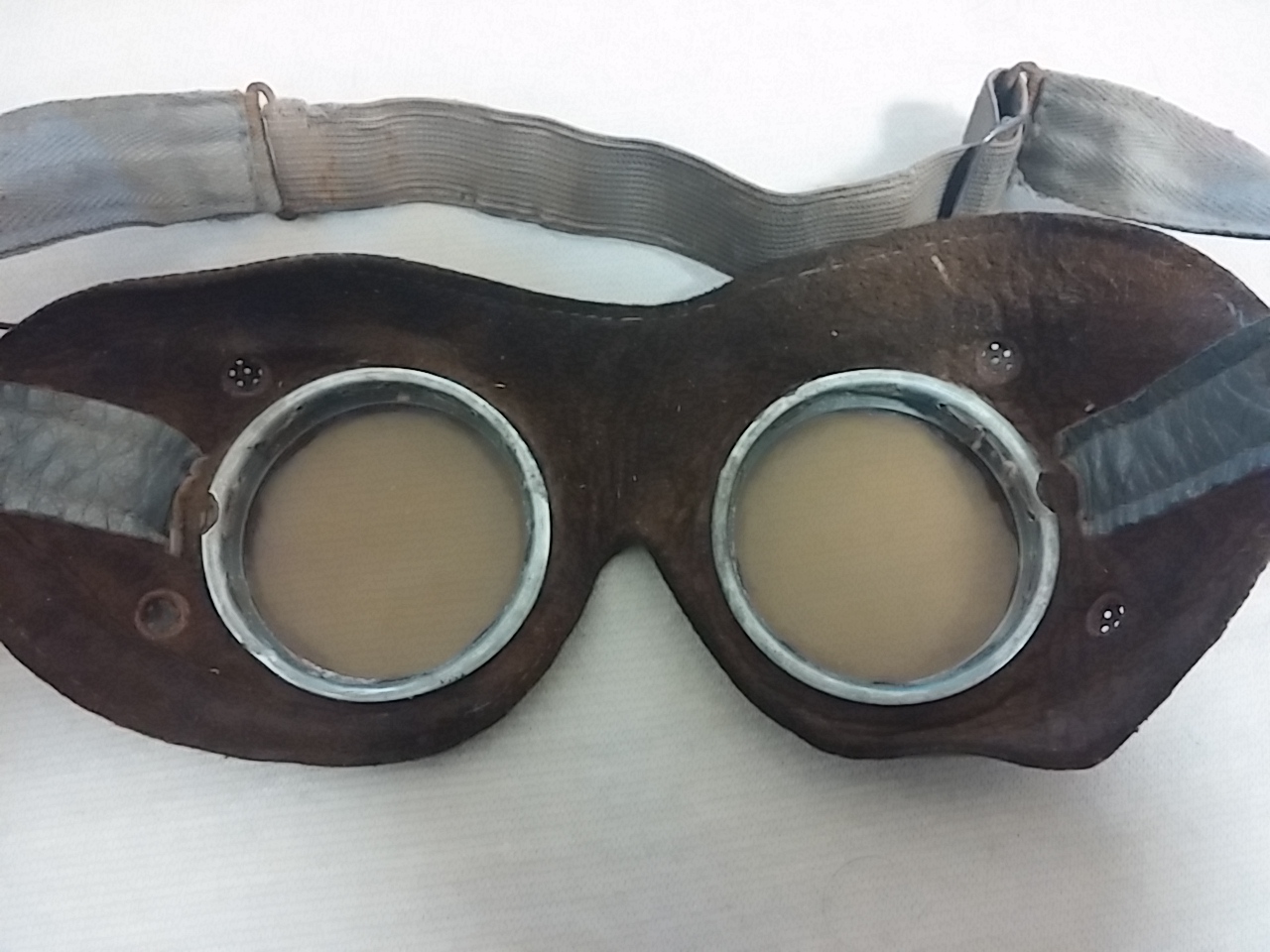 Leather Goggles Antiques Board