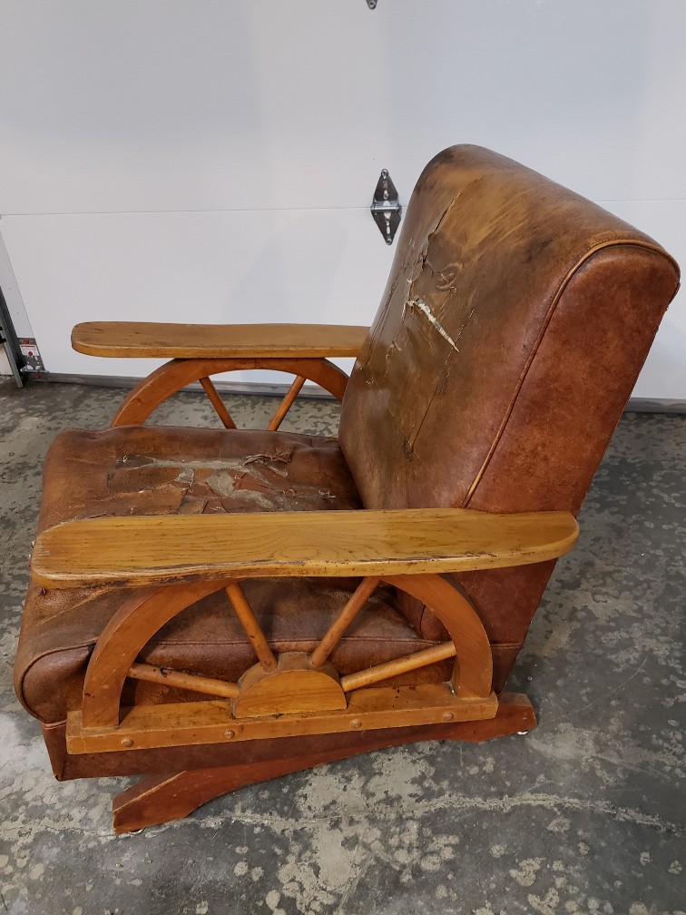 Wagon wheel chair | Antiques Board