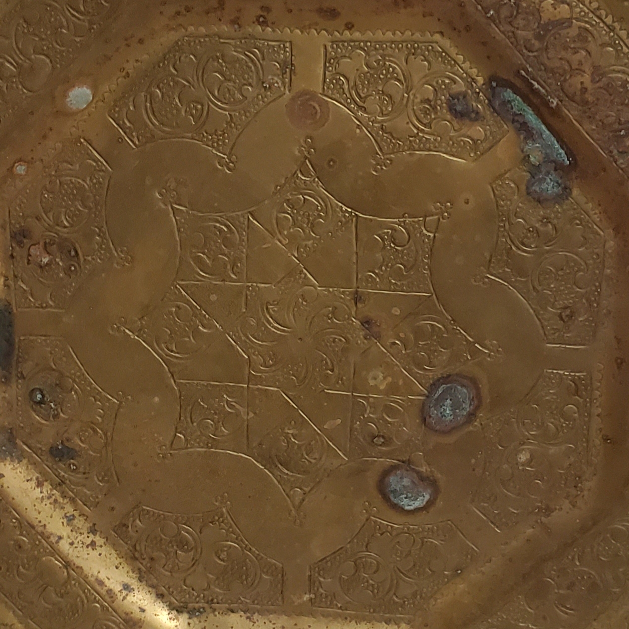 Help identify mark on brass etched dish Antiques Board