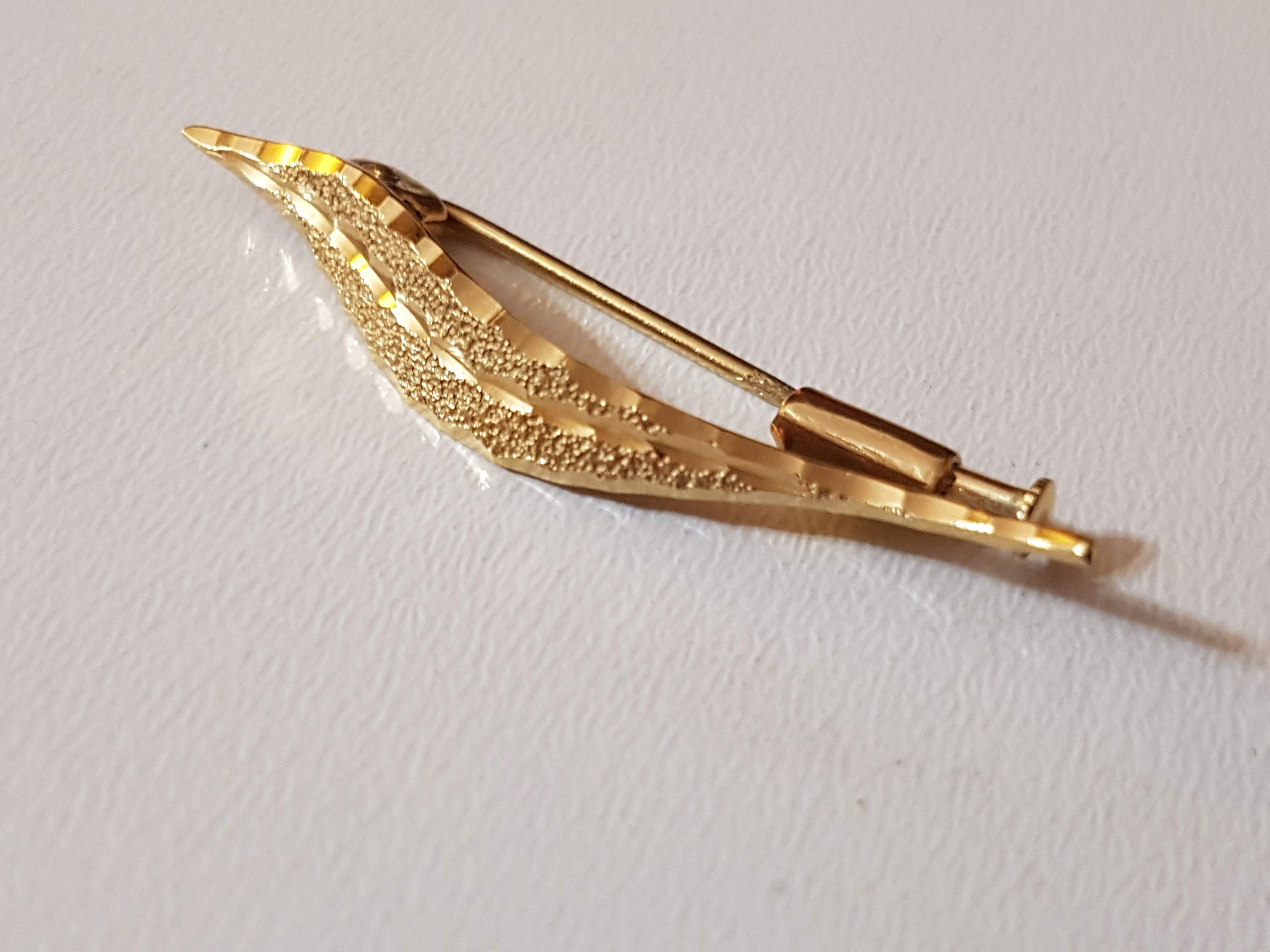 Vintage brooch. Consultation. Trombone clasp. Antiques Board