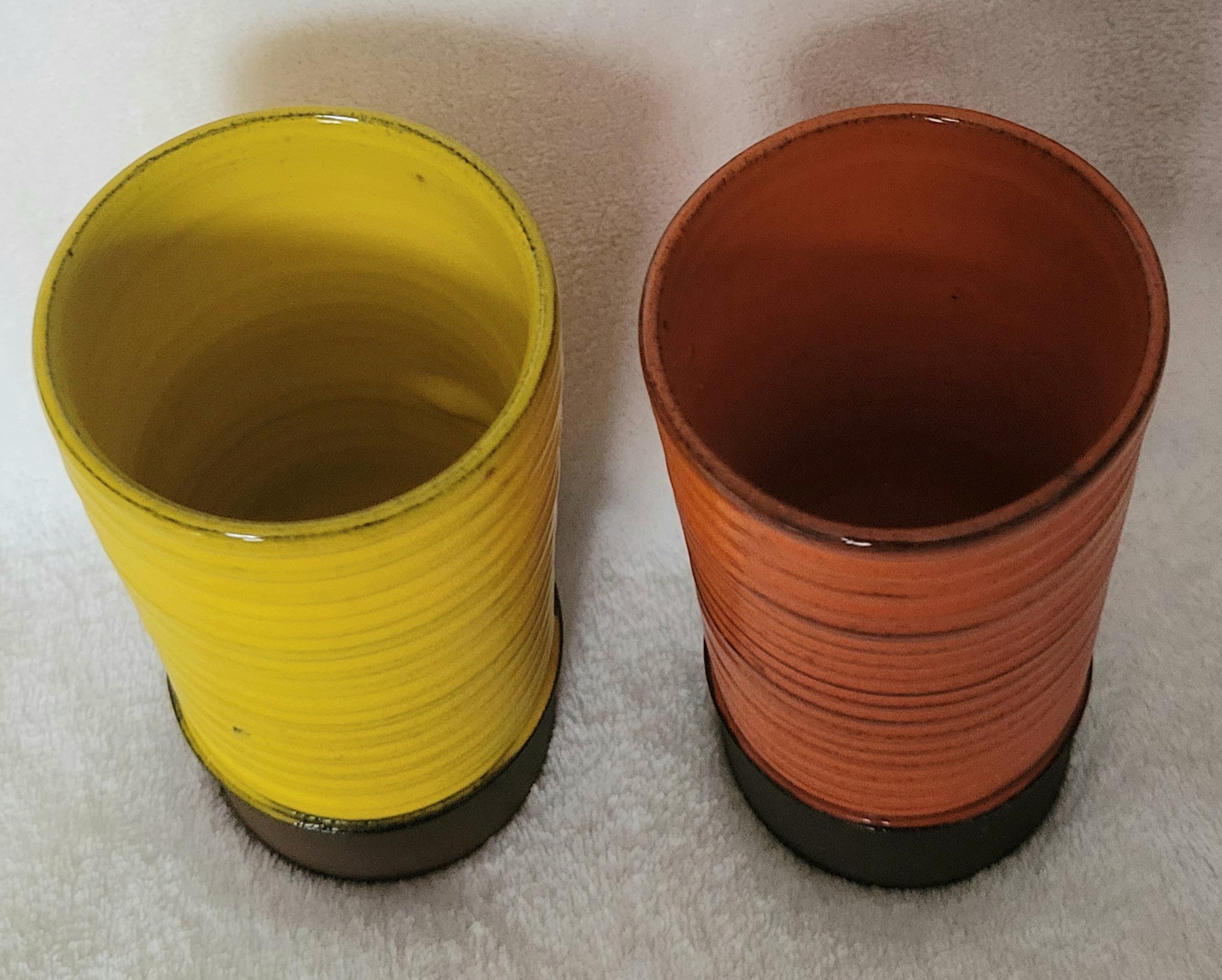 Help ID mid century style pottery cups? Antiques Board