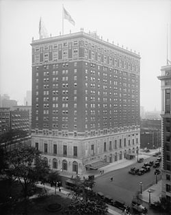 250px-StatlerDetroit.jpg
