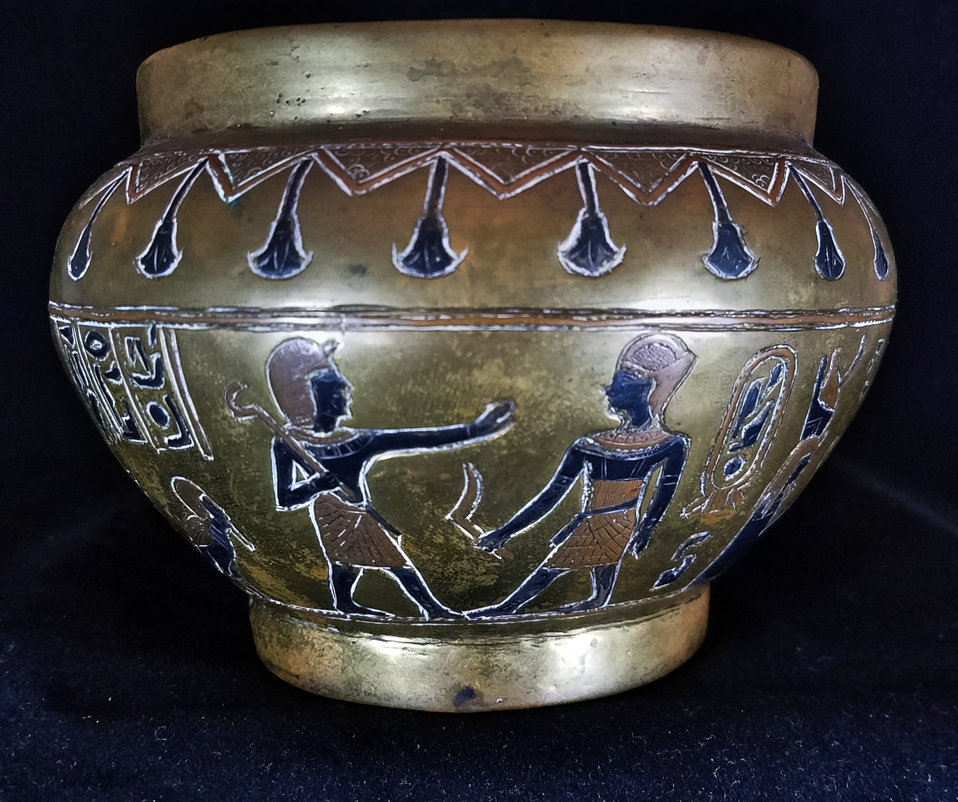 Ancient Egyptian scene on brass? bowl/pot Antiques Board
