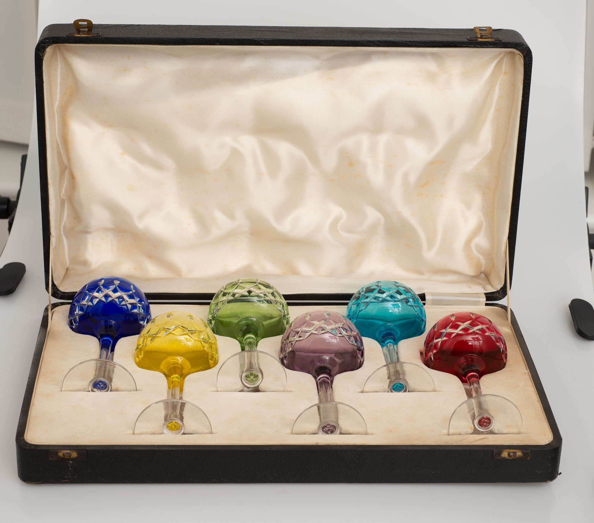 2977 box (1 of 2).jpg