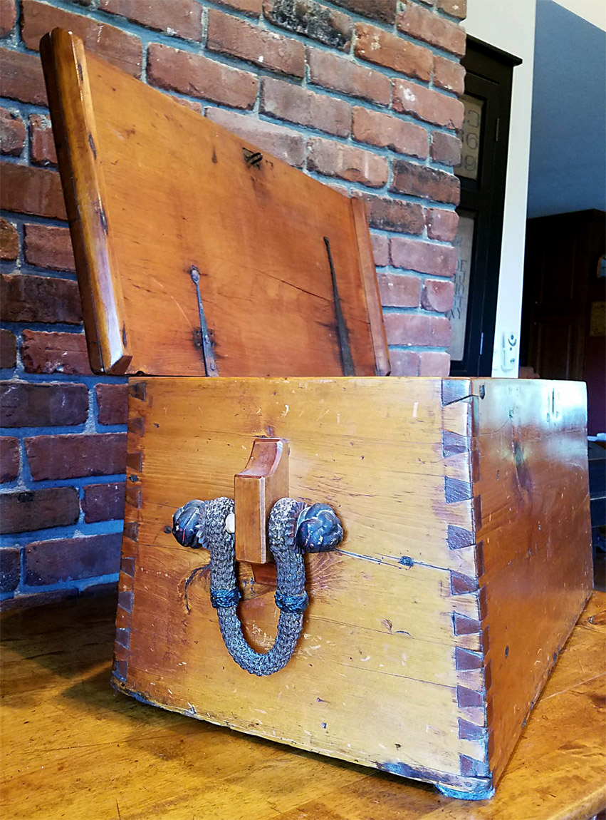 2SM CHEST MY FAVE.jpg