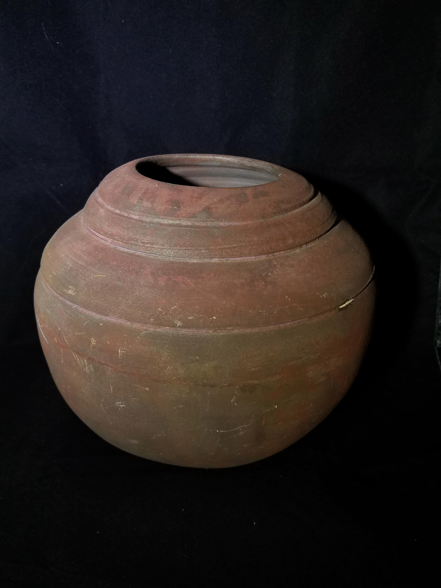 Unglazed pottery clay pot signed "GROSS" Antiques Board