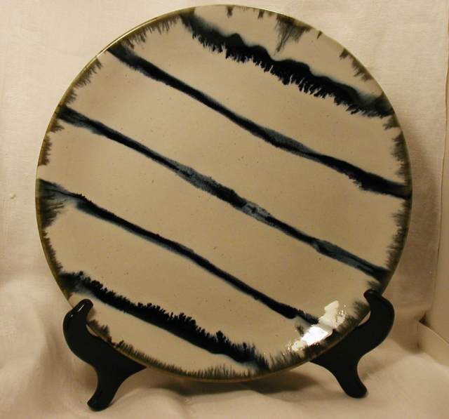 3885 Asian Pottery dish  stripe glaze 2.jpg