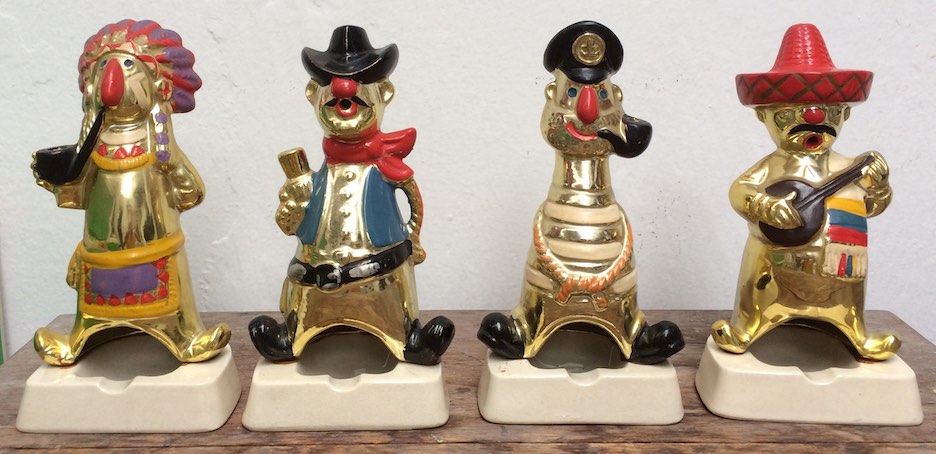 4 ashtrays front.jpg