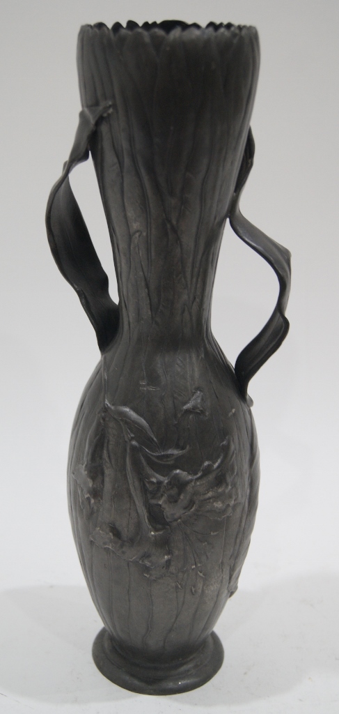 4017vase2 (487x1024).jpg
