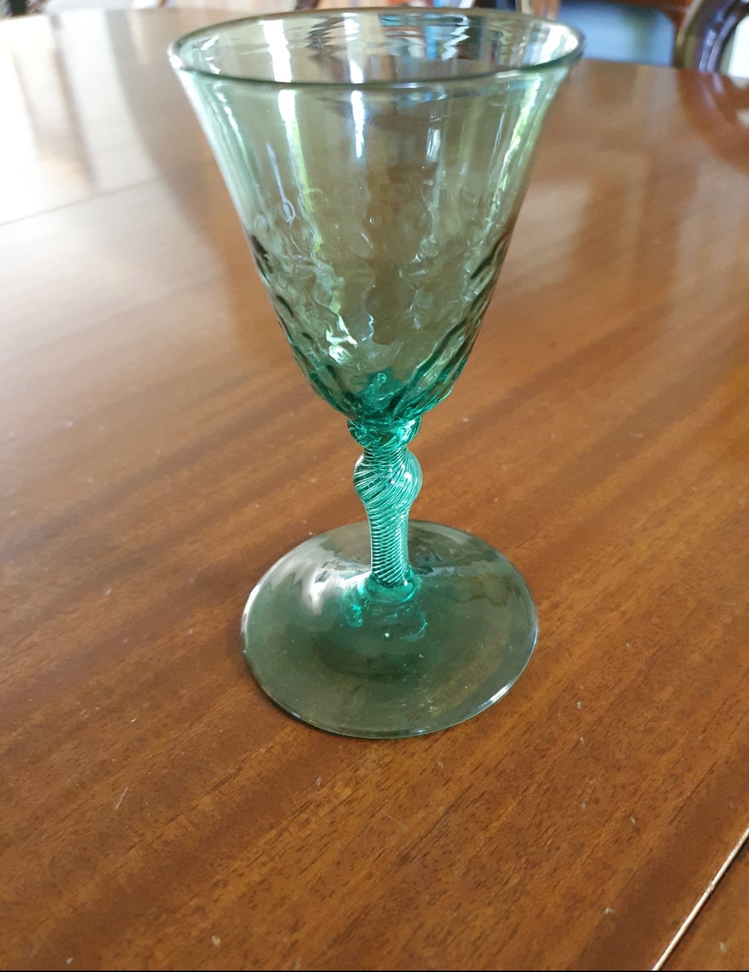 Antique Drinking Glasses  Identification of English Air Twist