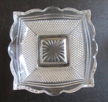 5 glass dishes 003.JPG