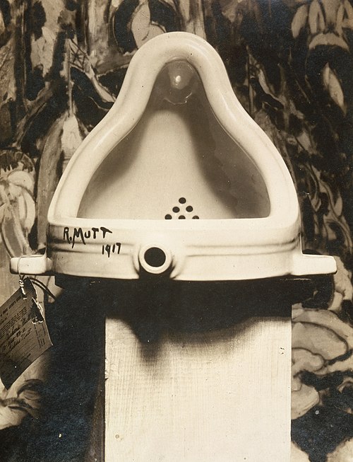500px-Marcel_Duchamp,_1917,_Fountain,_photograph_by_Alfred_Stieglitz.jpg