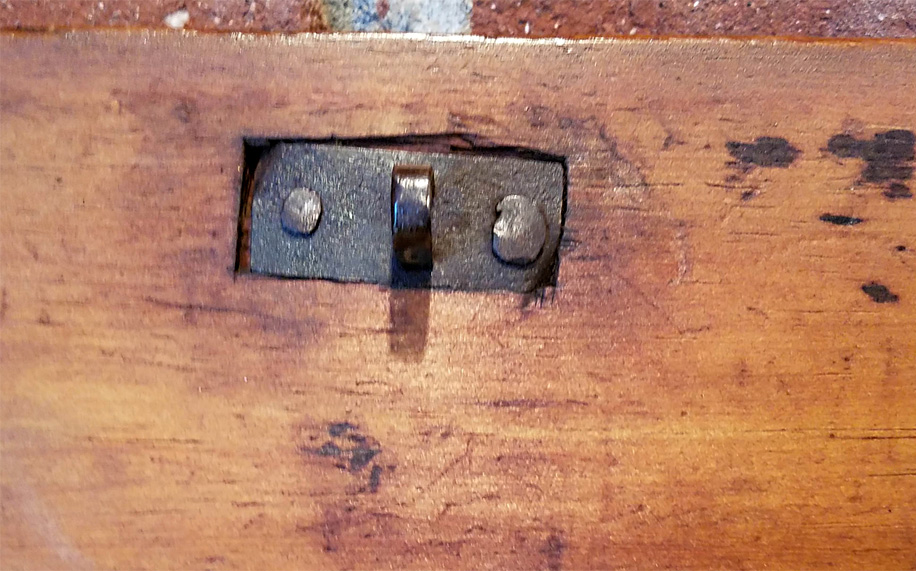 6SM CHEST INSIDE LOCK MECH.jpg