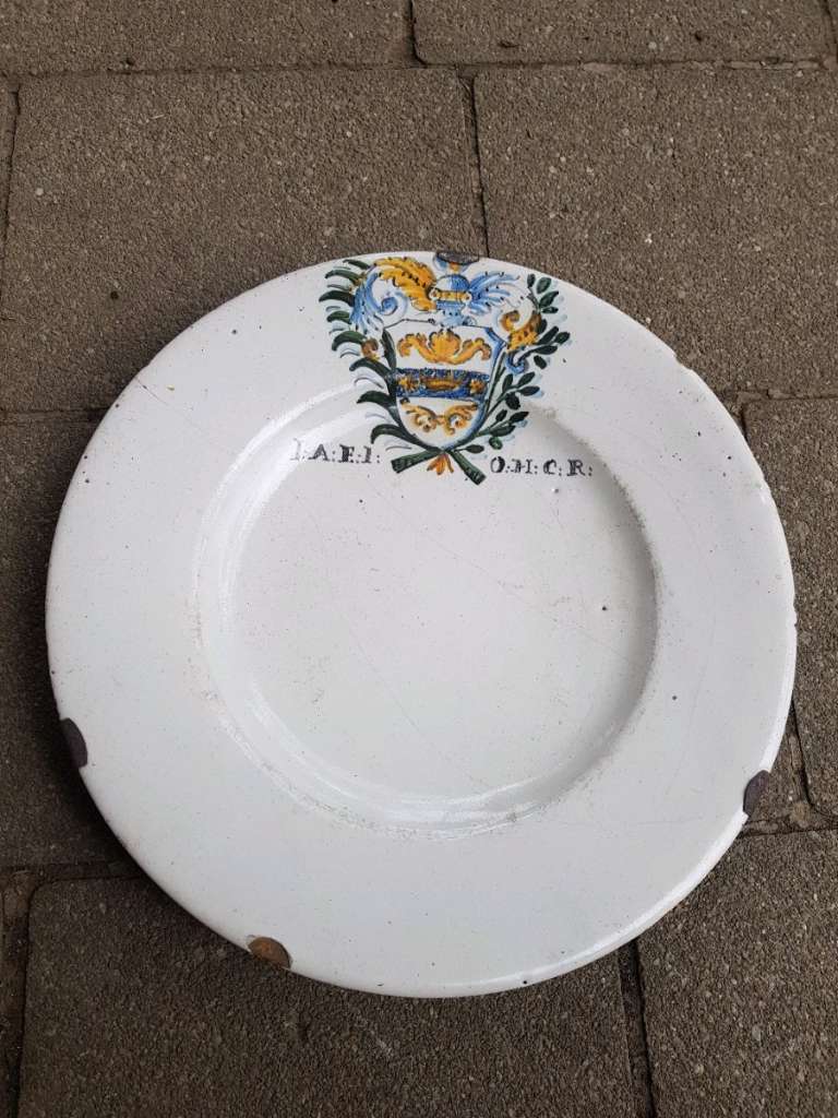 836_-81796073.jpg