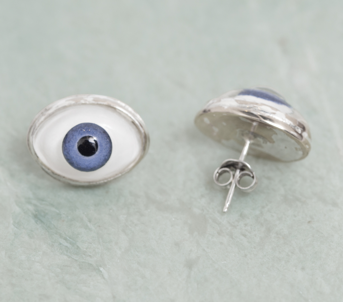 A1116 Eyeball Earring Studs (2 of 4).jpg