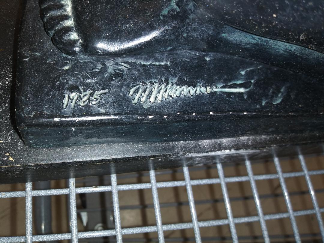 AA ART STATUE BLACK 1925 2AA.jpg