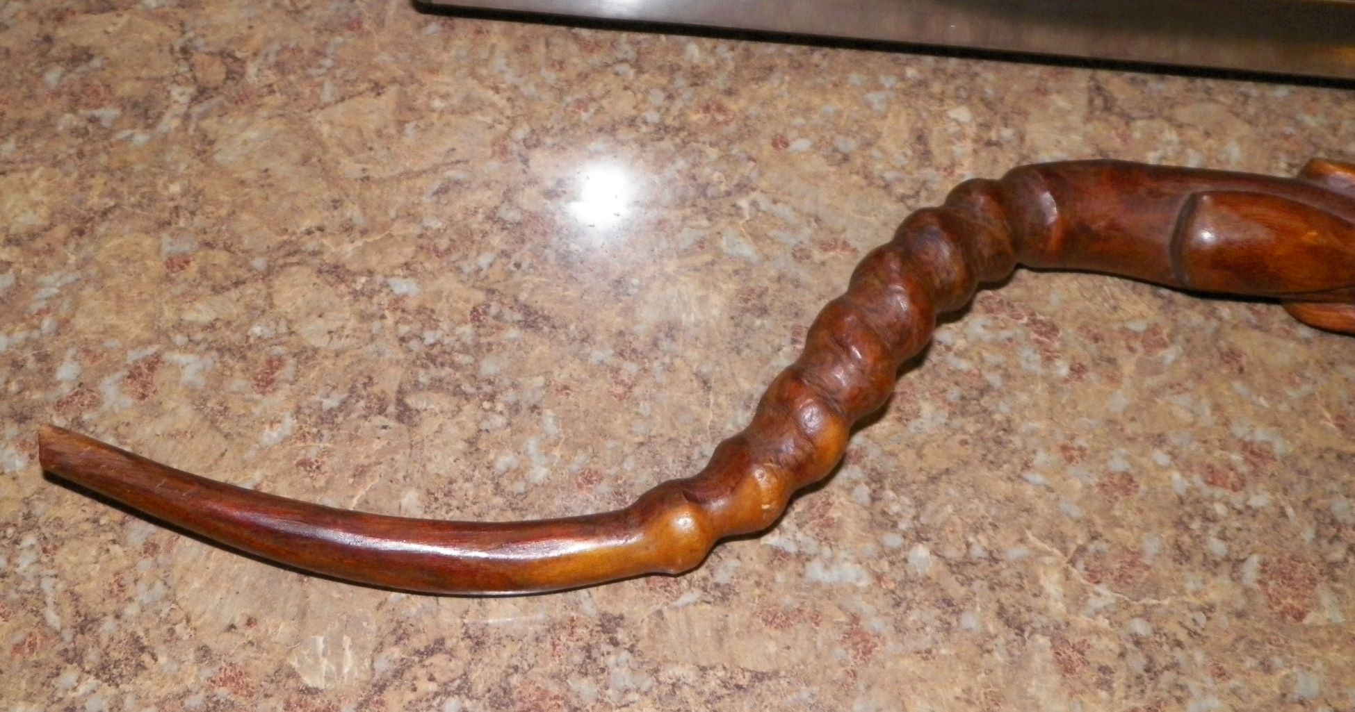 aa art statue carved wood hawaii eskimo snake animal 1A_DA.JPG