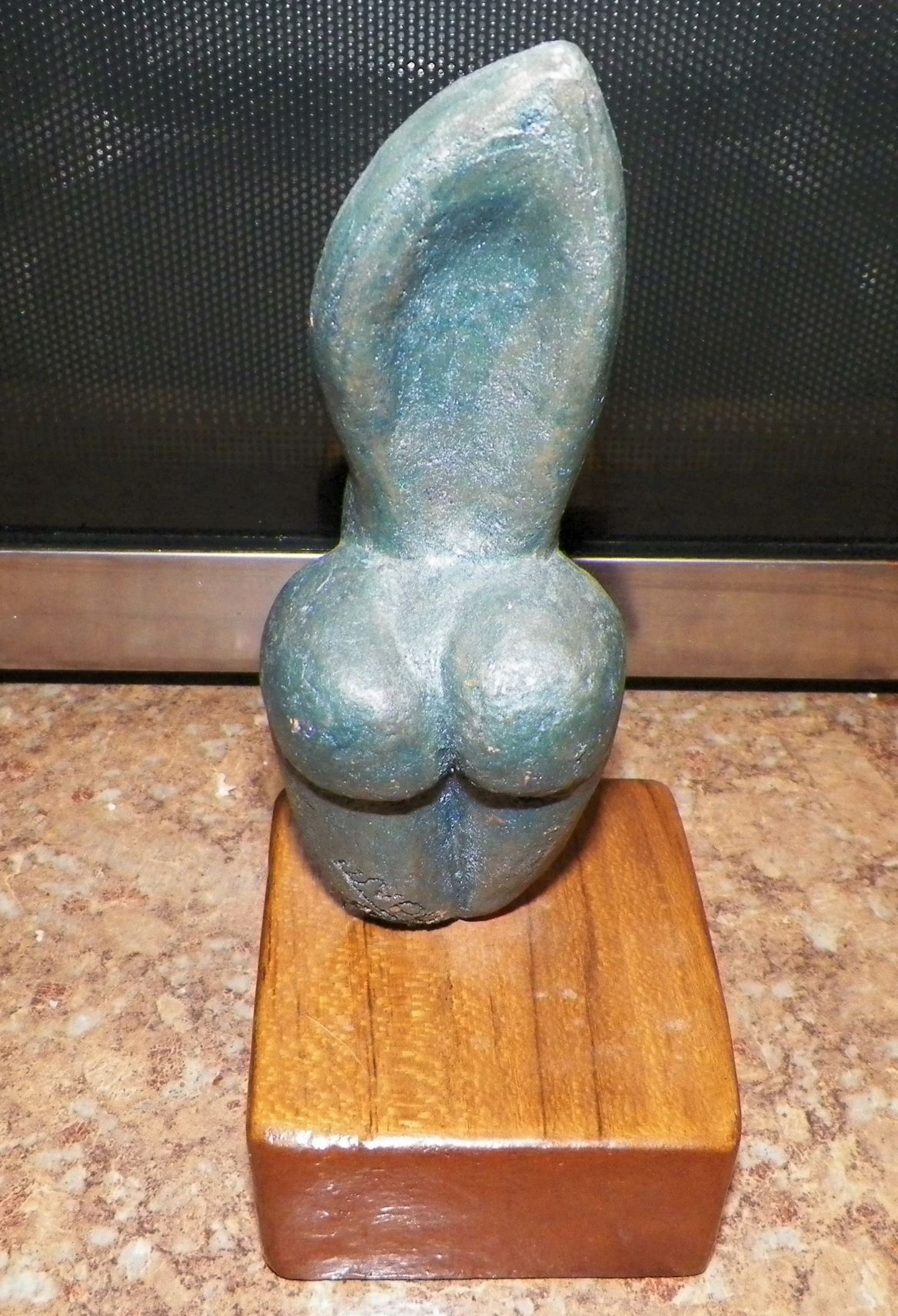 AA ART STATUE NUDE SMALL MINIATURE 3AA.JPG