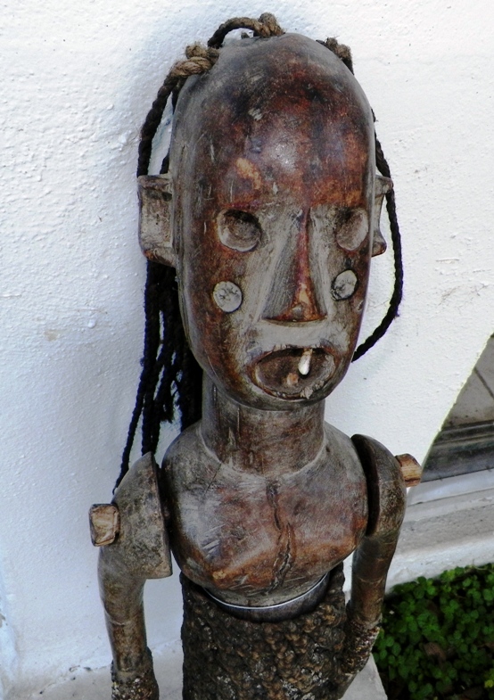 AA AUCTION AFRICAN DOLL 1 TOOTH 1AA_A.jpg