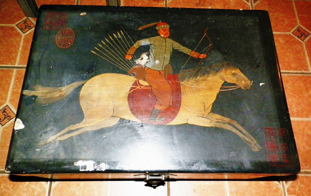 AA EBAY A A TRUNK ORIENTAL 1AA.jpg