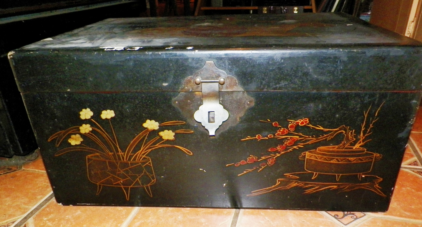 AA EBAY A A TRUNK ORIENTAL 4AA.jpg