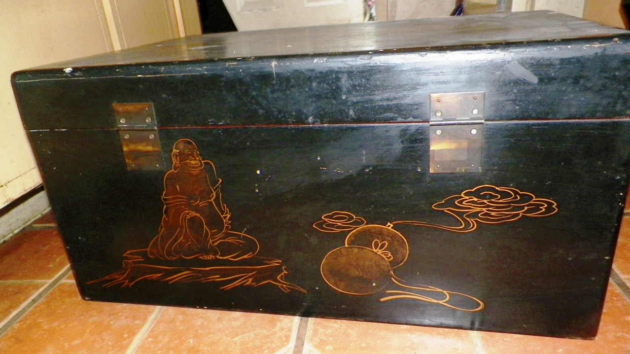 AA EBAY A A TRUNK ORIENTAL 5AA.jpg