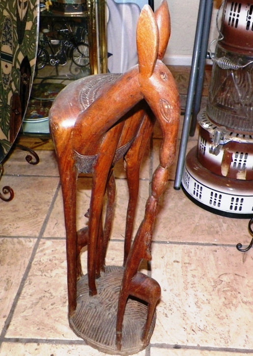 AA EBAY NEW A ART CARVED WOOD MOTHER FEEDING BABIES 1AA_BAA.jpg