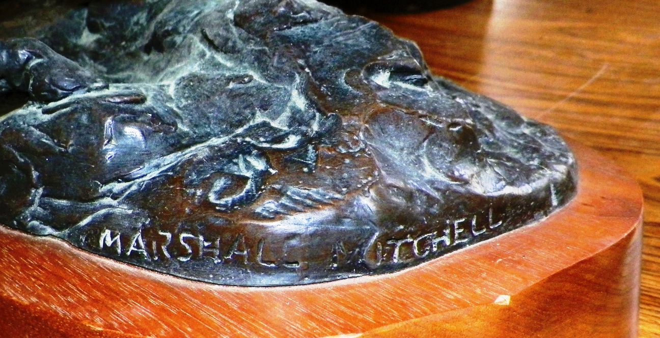 AA EBAY NEW A ART SCULPTURE GRIZZLY MARSGALL MITCHELL 8BAAAA.jpg