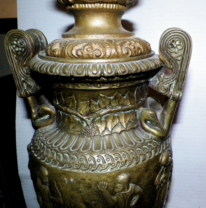 AA EBAY NEW A ART STATUE BRONZE VASE 1CAA.jpg