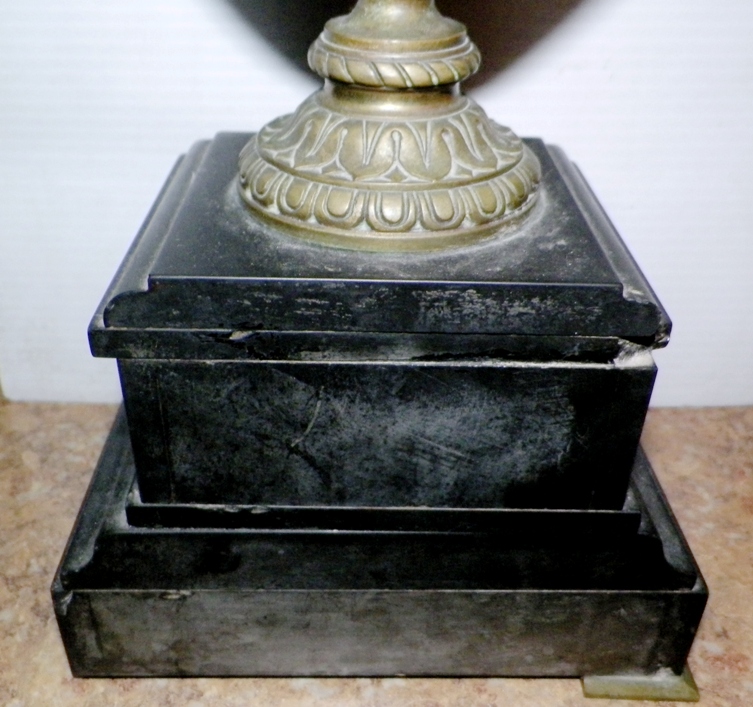 AA EBAY NEW A ART STATUE BRONZE VASE 5AA.jpg