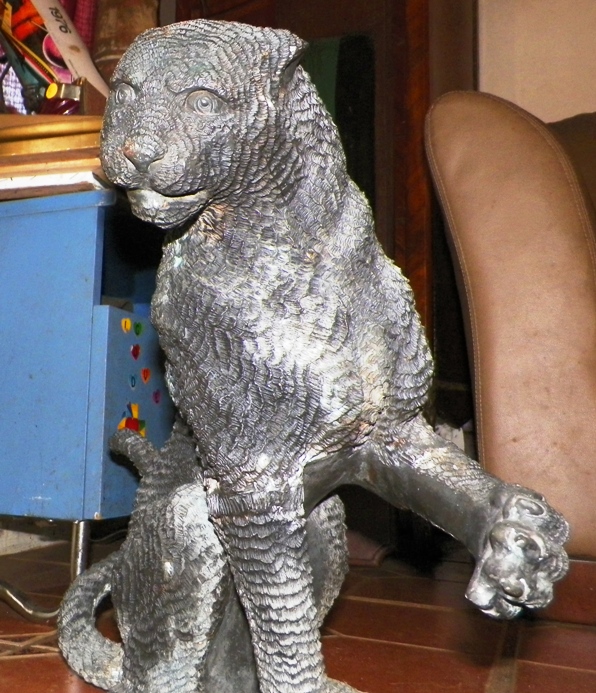 AA EBAY NEW A ART STATUE CAT COUGAR BRASS BRONZE 1AAA.jpg